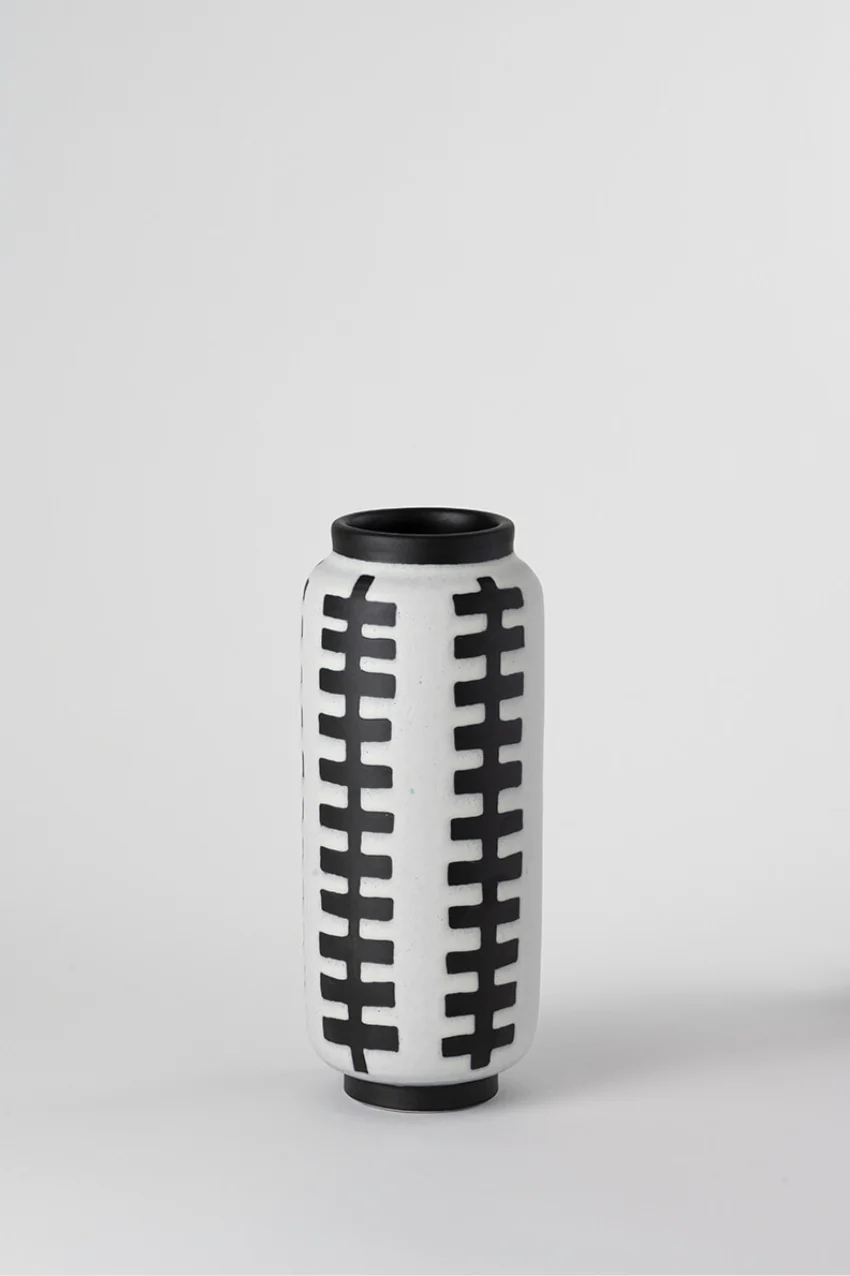 Optical Round Monochrome Vase (ABA 12) by Nuove Forme (exclusive) - Image 2