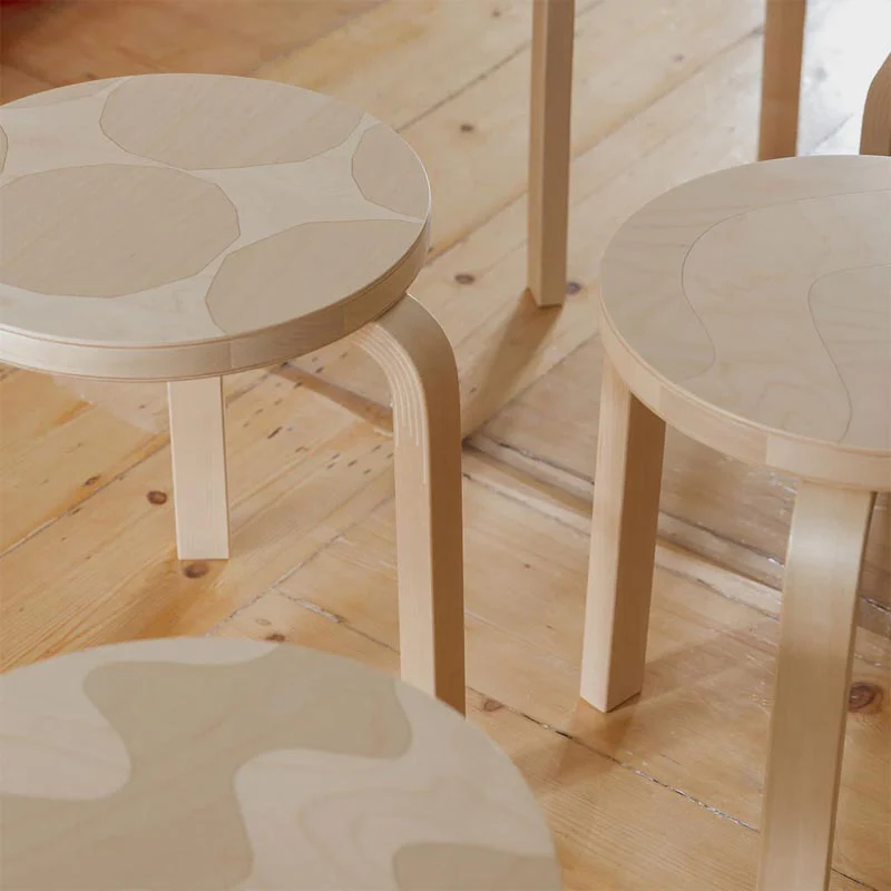 Stool 60 - Lokki - des. Alvar Aalto 1933, Pattern des. Maija Isola, made by Artek + Marimekko - Image 4