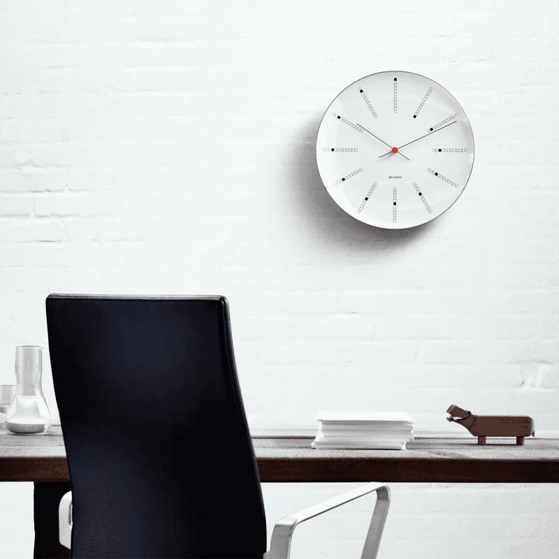 Bankers Wall Clock - 21cm - White / Black / Red - des. Arne Jacobsen - Image 2