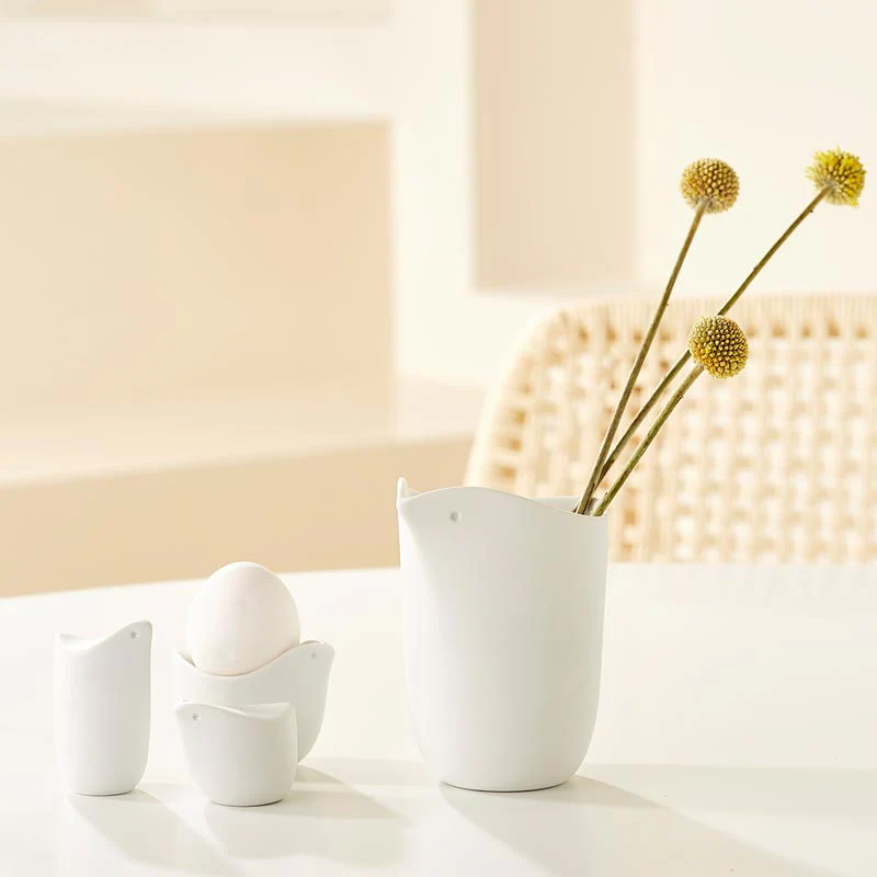Early Bird Porcelain Egg Cup By Räder - Image 2