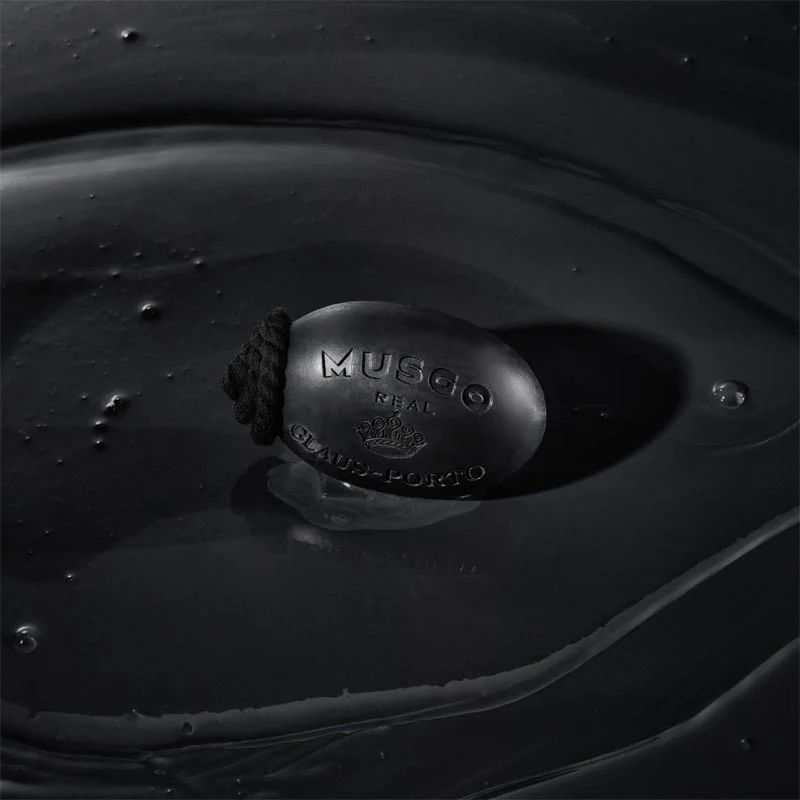 Black Edition Soap on a Rope - Charcoal & Grape Seed Oil - by Claus Porto - Image 2