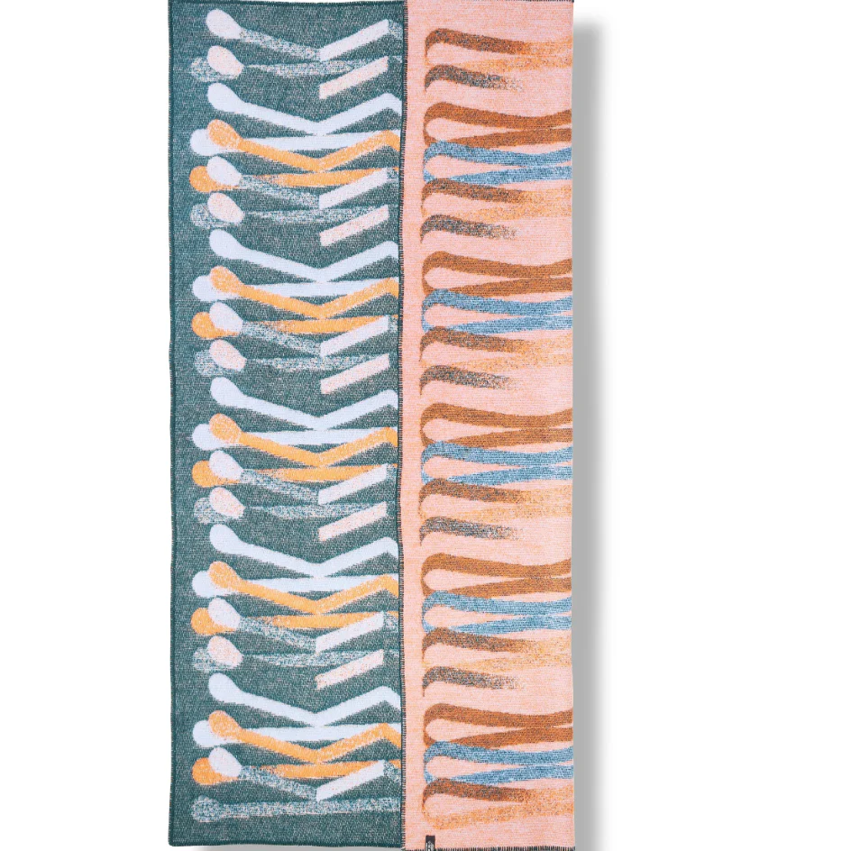 Bobby Pin wool throw des. Emily Nam for ZigZagZurich - Image 3