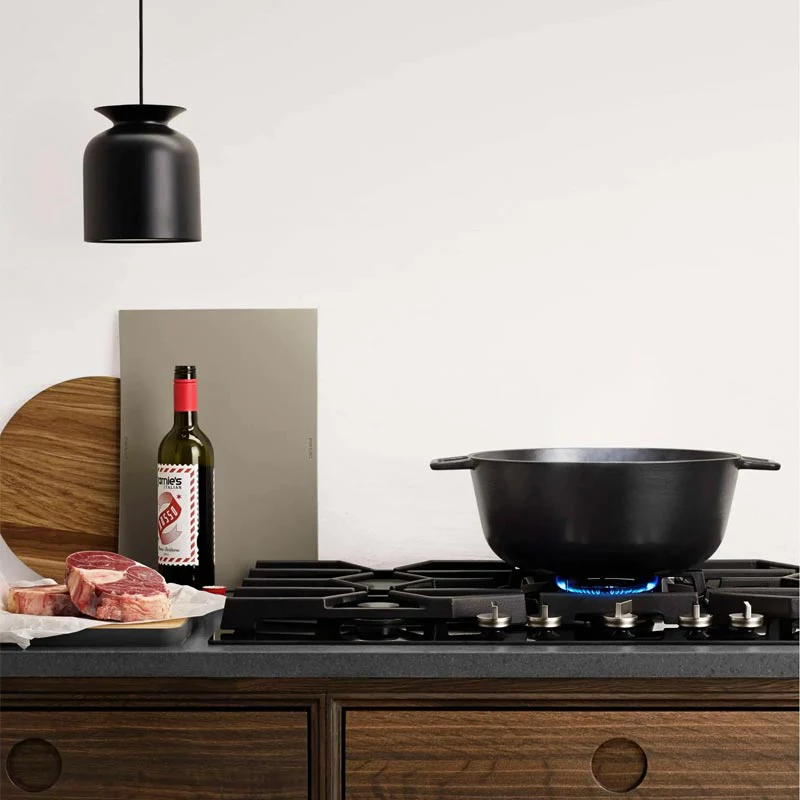 Lightweight Cast Iron Casserole - 24cm - by Eva Solo - Image 4