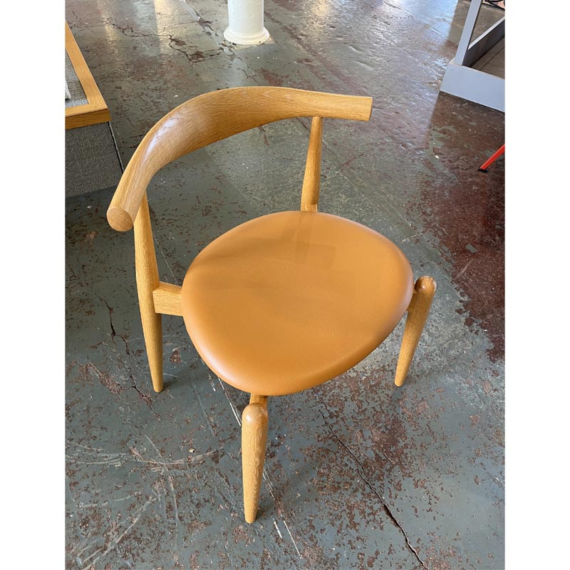 CH20 Elbow chair - des. Hans Wegner - made by Carl Hansen - Image 4