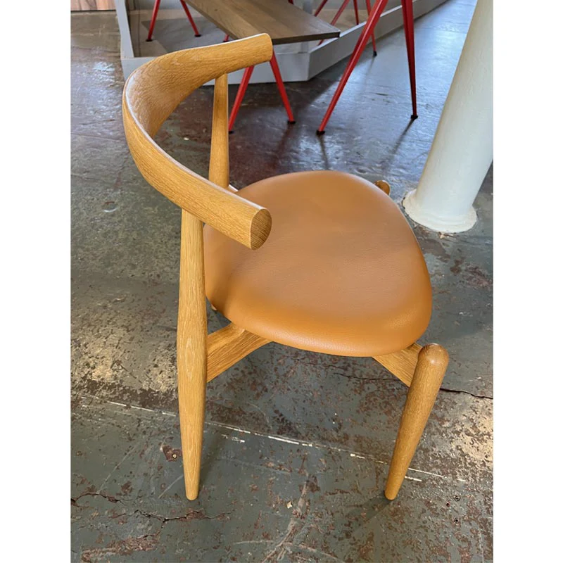 CH20 Elbow chair - des. Hans Wegner - made by Carl Hansen - Image 5