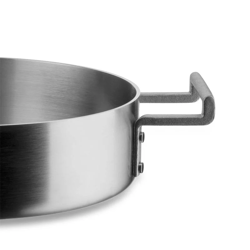 Convivio Low Casserole - 28cm -  des. David Chipperfield and Pietro Leeman for Alessi - Image 2
