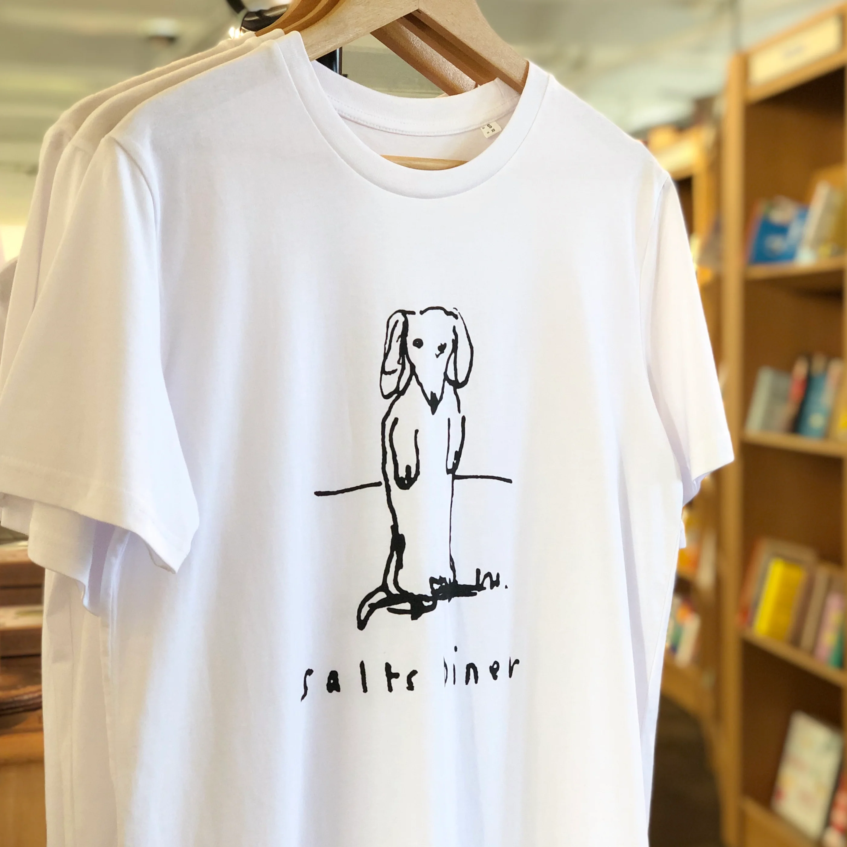 David Hockney Diner Dog T-shirt - adult sizes - Image 9