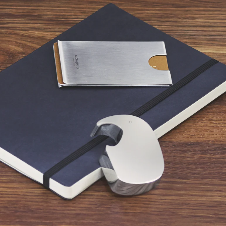 Elephant Bottle opener des. Jørgen Møller and Junior Møller, 1987 for Georg Jensen - Image 2