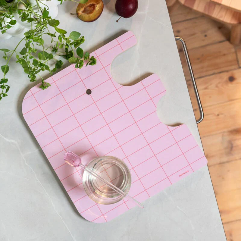 Elephant Chop & Serve Board - Medium 28 x 25 cm - Pink - by Muurla - Image 2