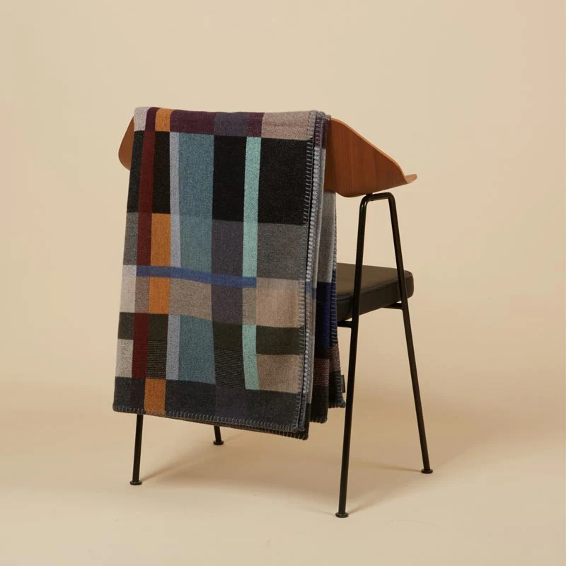 Erno 100% Merino Lambswool Block Throw - Dark - by Wallace Sewell - Image 5
