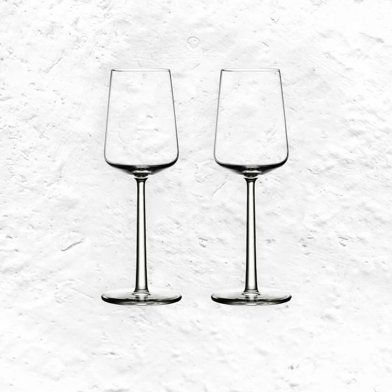 Set of 2 Essence white wine glasses des. Alfredo Häberli for Iitala