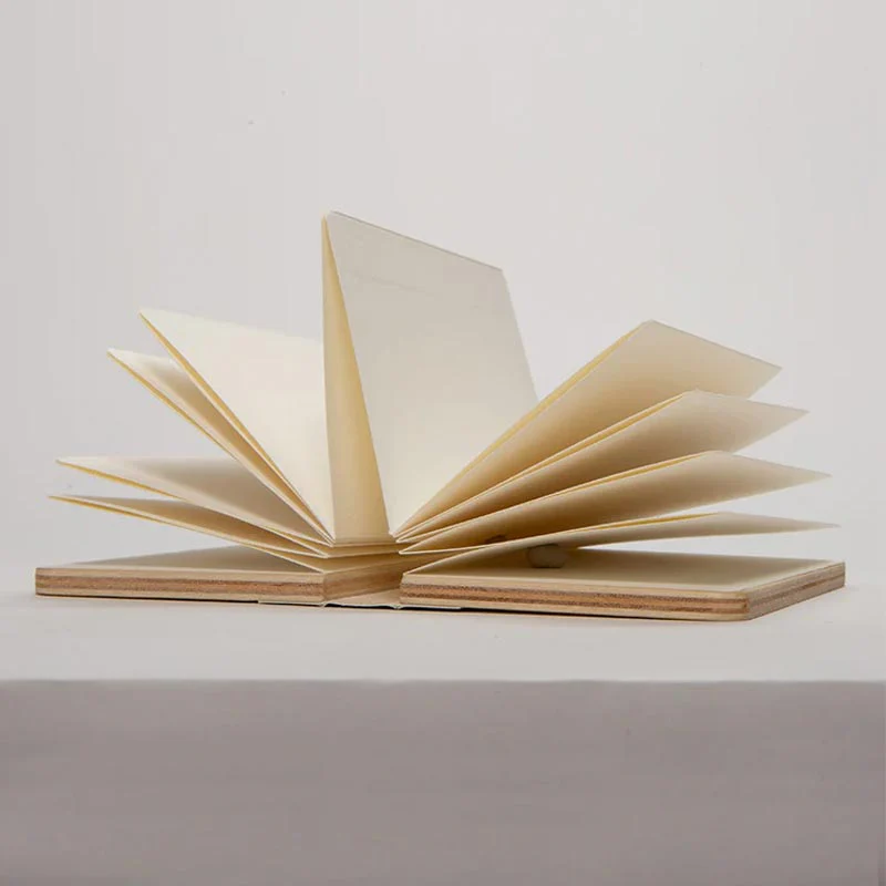 Field Flower Press, by Kikkerland - Image 2