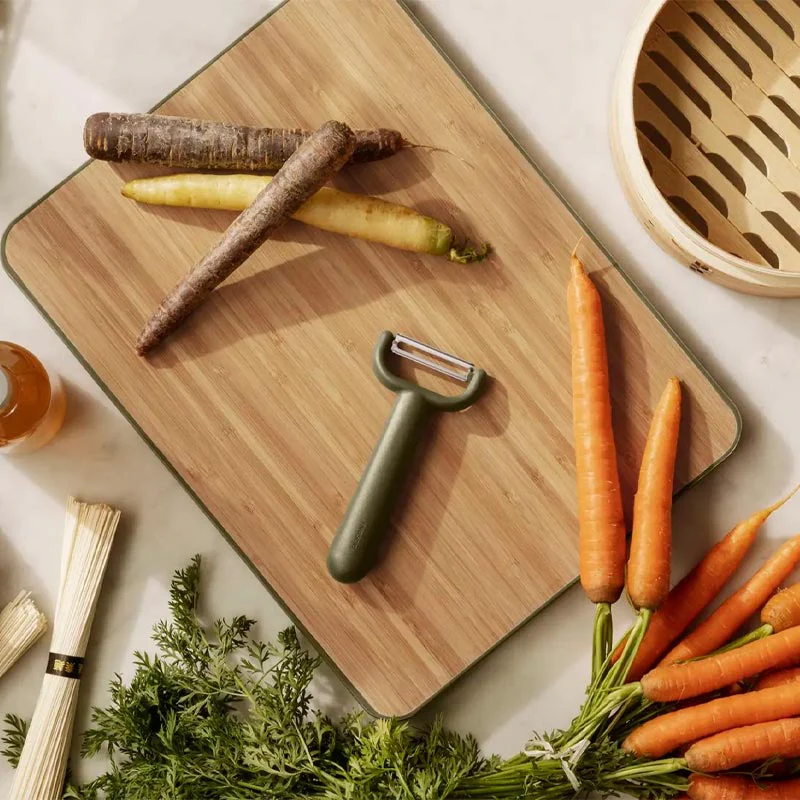 Green Tools Vegetable Peeler - Image 4
