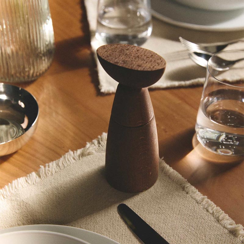 Oaxaca Grinder des. Michele de Lucchi for Alessi - Image 2