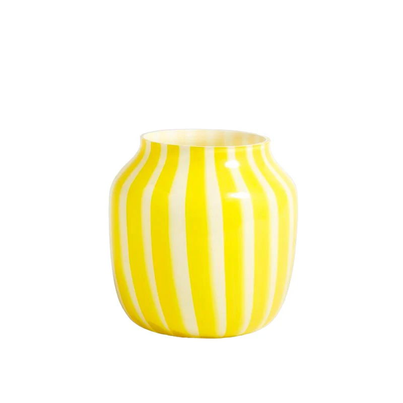 Juice Vase - Wide - Yellow - des Kristine Five Melvær  for Hay - Image 2