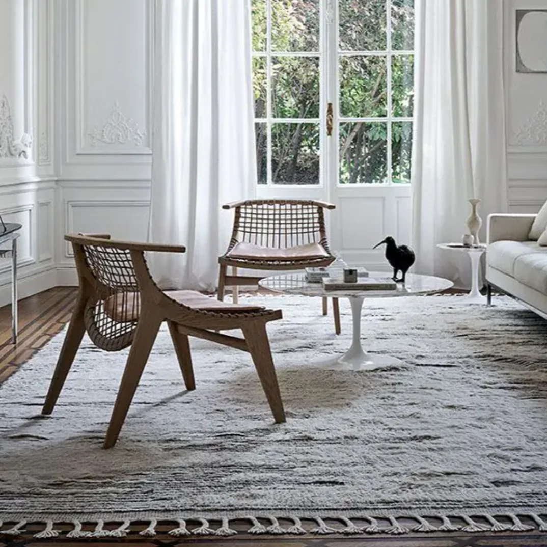 Klismos lounge chair - oak, with leather seat pad - des. Antonio Citterio, 2022 for Knoll - Image 4