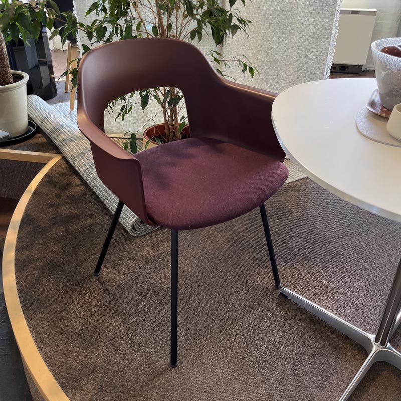 Layout 213 - dining armchair - Bordeaux shell - upholstered seat Fiord 591 - black 4 leg base, - des. Julien Renault (made by HAY) - Image 2
