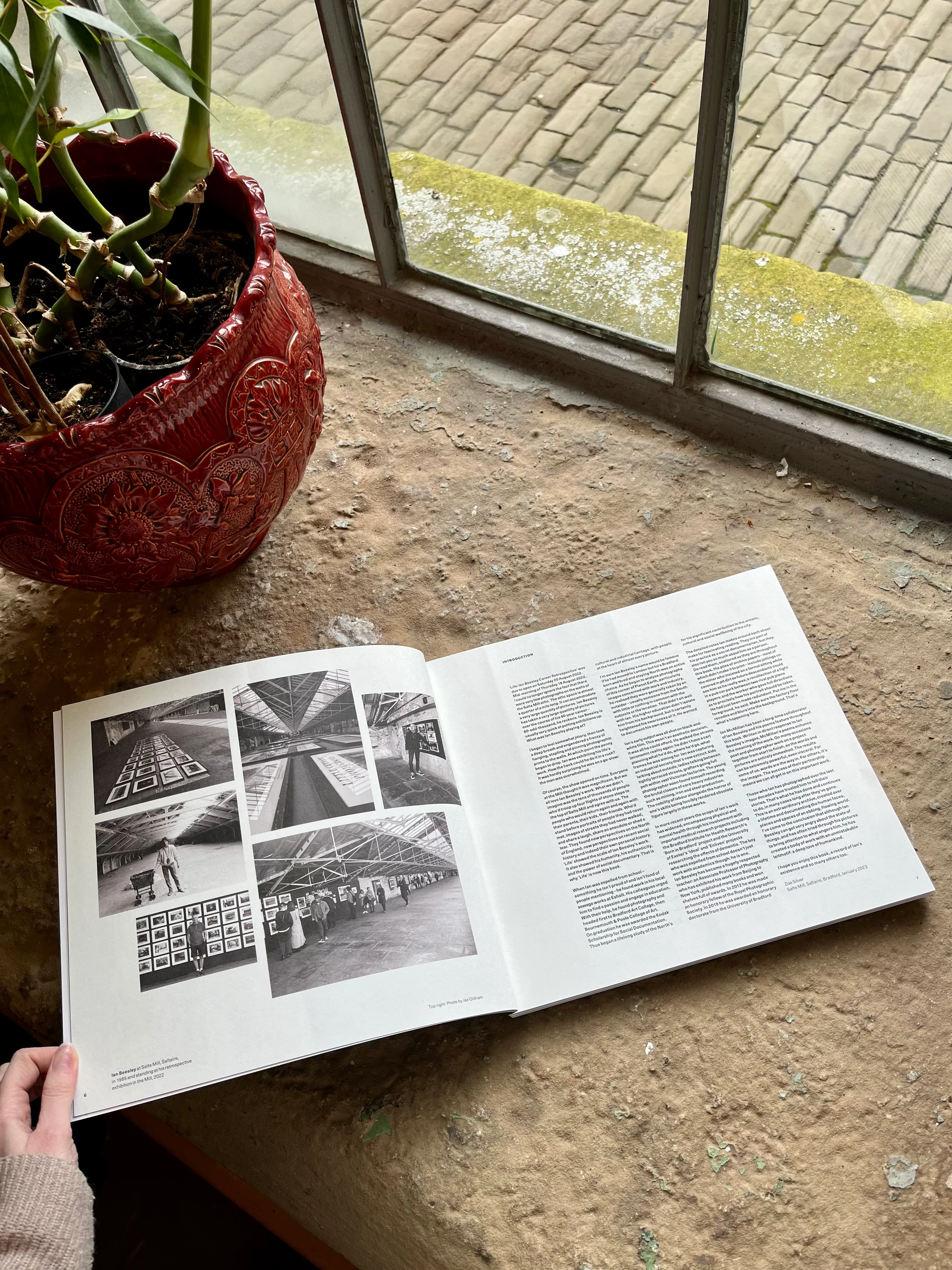 LIFE: A Retrospective by Ian Beesley, with poems by Ian McMillan. (3rd edition) - Image 3