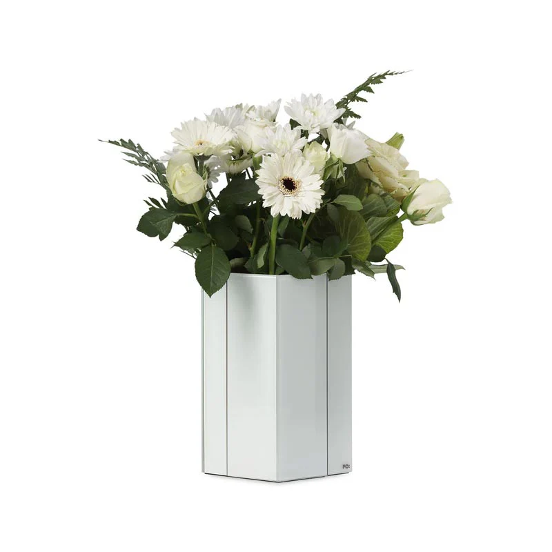 Line Up Vase, des.  Frank Kerdil for MoMA - Image 4