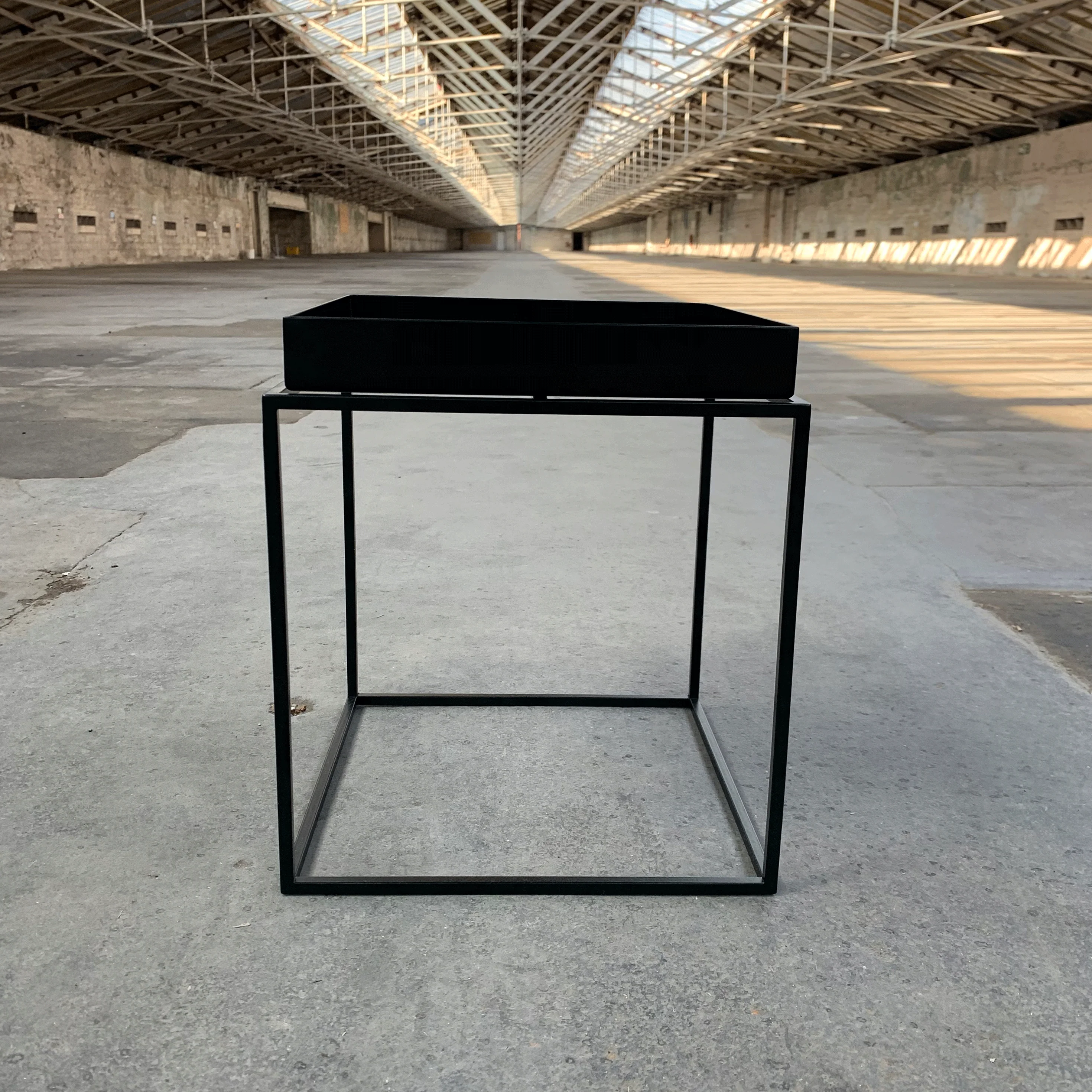 Metal Tray Table - low (made by Hay) - Image 2