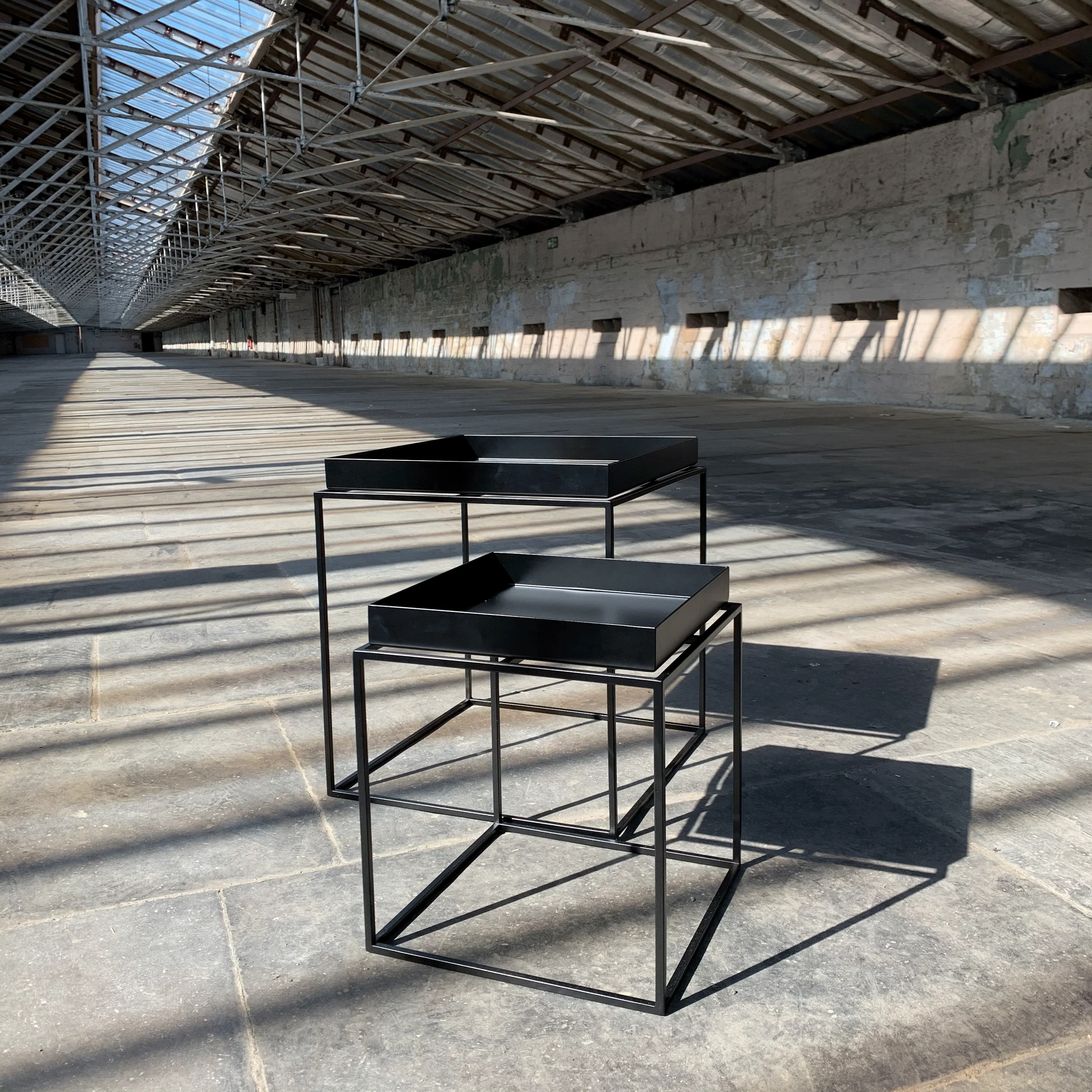 Metal Tray Table - low (made by Hay) - Image 4
