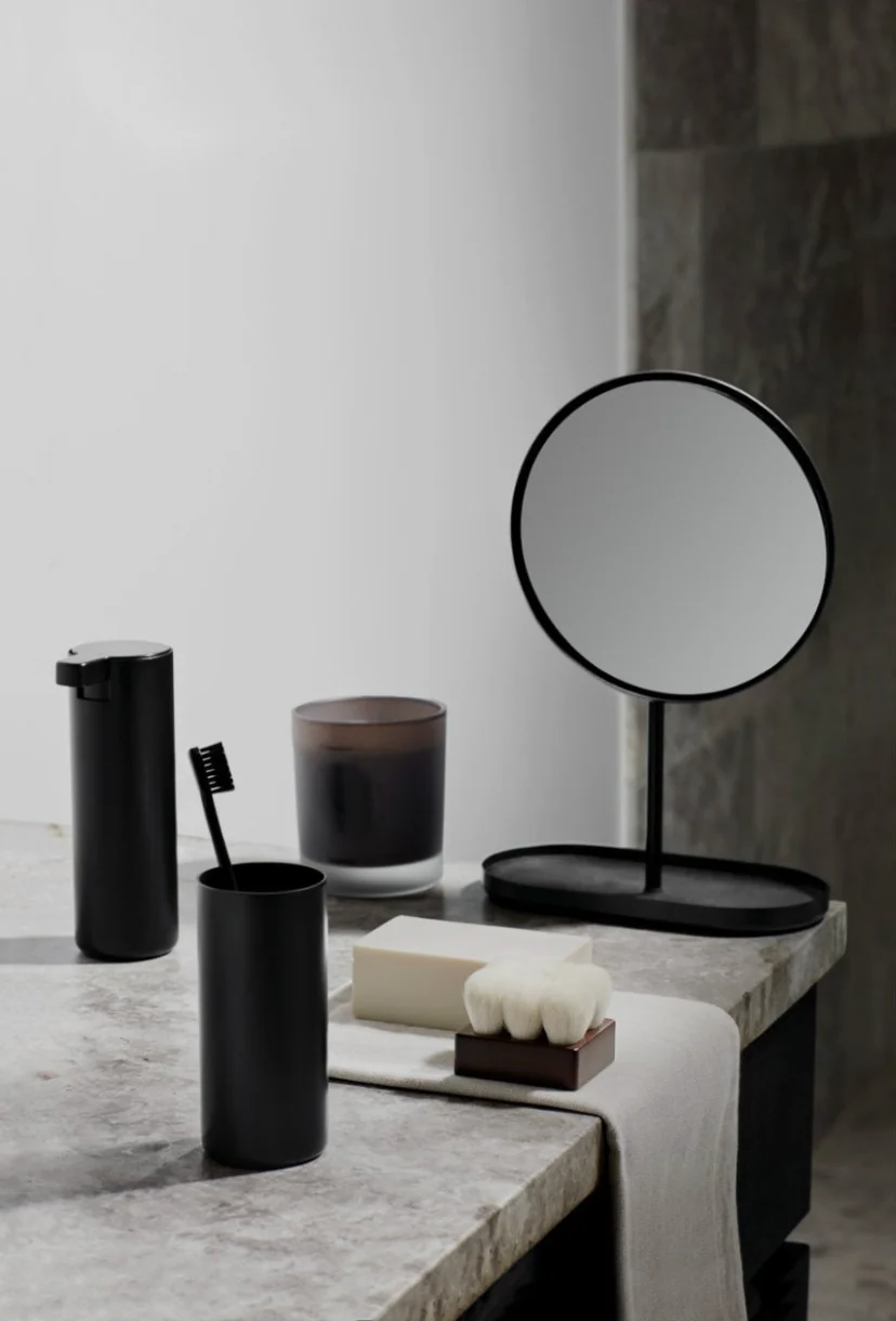 Modo Soap Dispenser des. Floz Industrie for blomus - Image 3