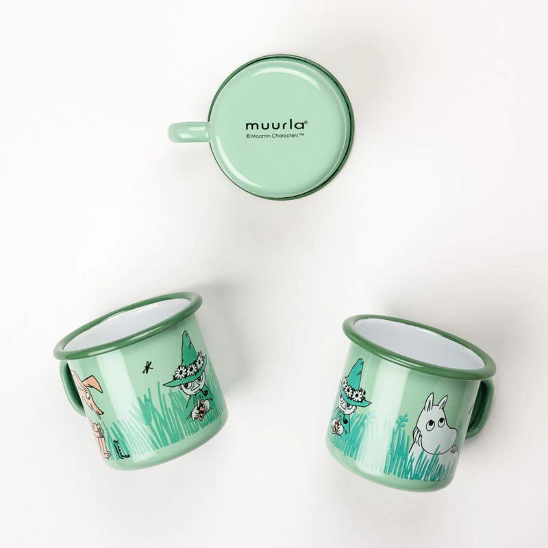 Moomin Enamel Mug - In the garden, boys - by Muurla - Image 4