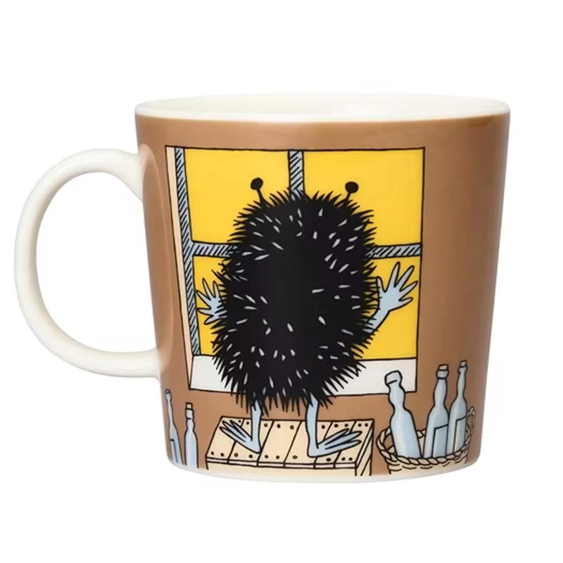 Moomin Mug - Stinky in Action - Image 2