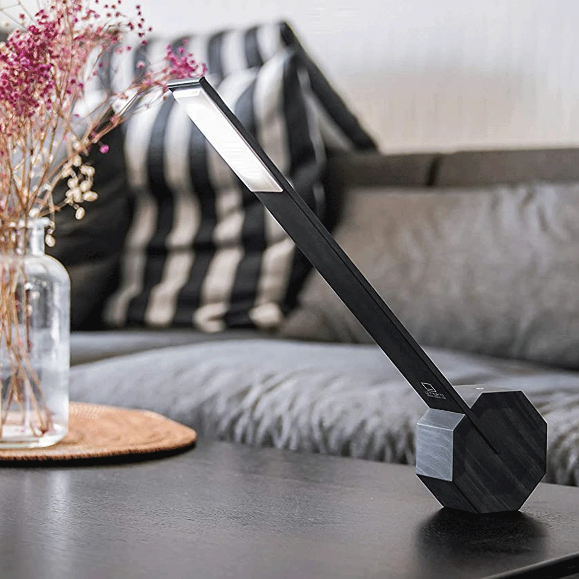 Octagon One Portable Desk Light - black - des. Paul & Natalie Sun - Image 5