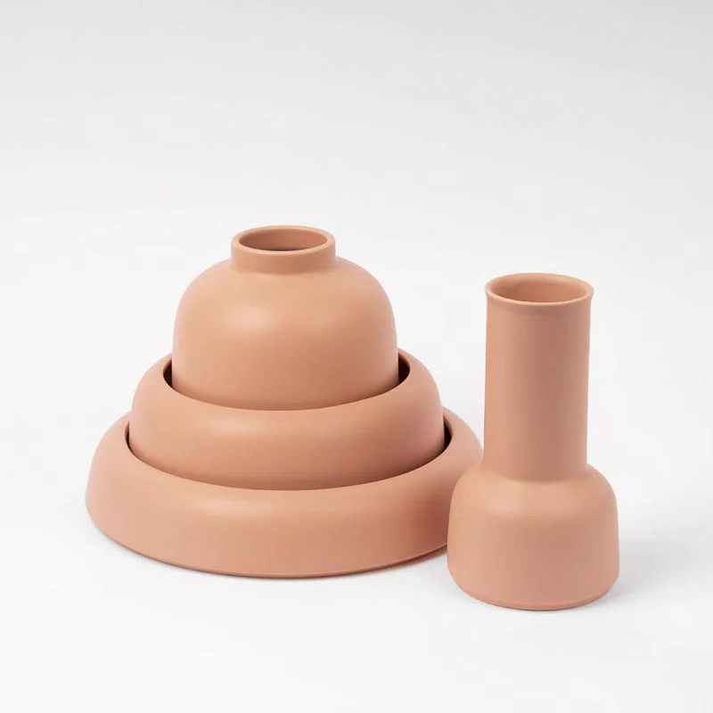 Handmade Pink Nude Omar Carafe - des. Omar Sosa for raawii, 2021 - Image 4