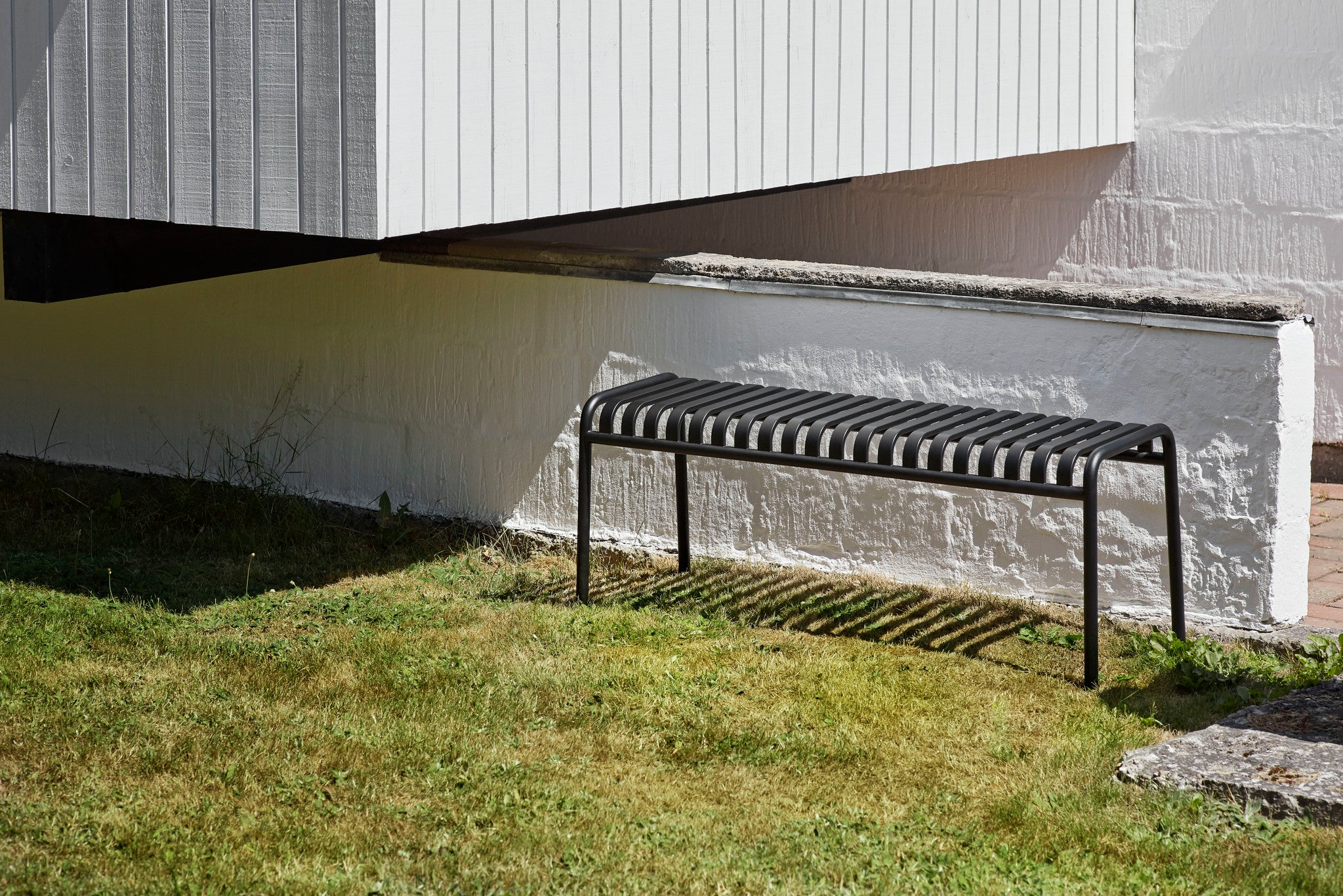 Palissade bench - Anthracite -  des. Ronan & Erwan Bouroullec for Hay, 2016 - Image 4