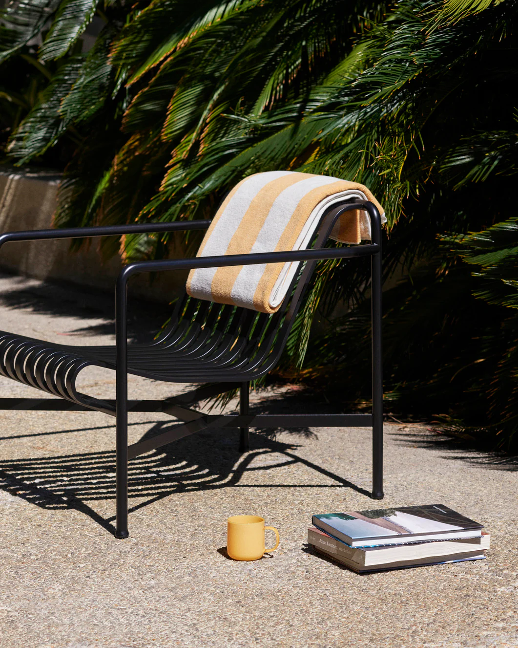 Palissade Low Lounge chair - Anthracite - des. Ronan & Erwan Bouroullec for Hay, 2016 - Image 2
