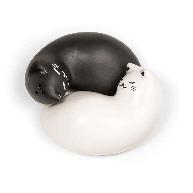 'Purrfect' Salt & Pepper Shakers, des. Mone Misawa for Kikkerland - Image 4