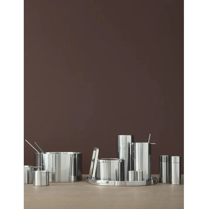 Cylinda-Line Salt Mill Des. Arne Jacobsen for Stelton, 1967 - Image 3