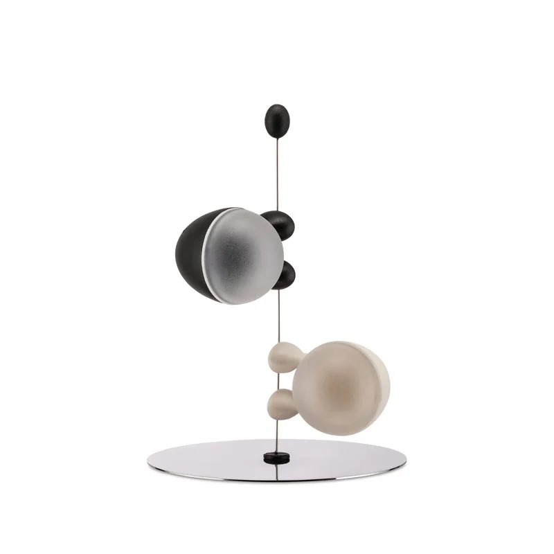 Lilliput Salt & Pepper Set - Black / White - des. Stefano Giovannoni for Alessi - Image 2