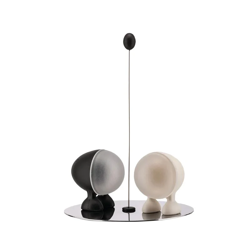 Lilliput Salt & Pepper Set - Black / White - des. Stefano Giovannoni for Alessi - Image 4