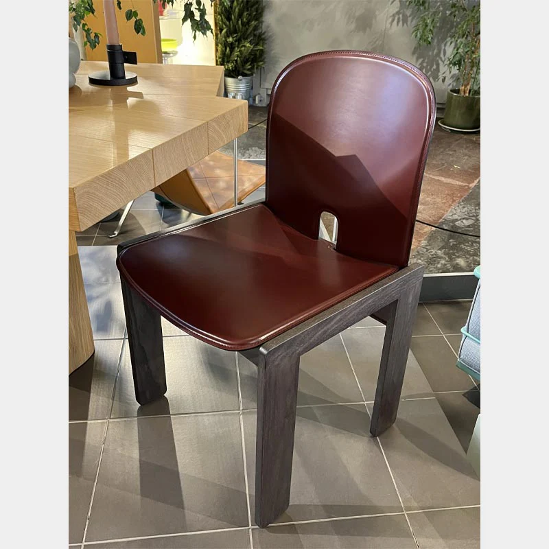 Scarpa 121 Dining Chair - 9CKK Bordeaux leather - des. Afra & Tobia Scarpa - by Cassina x Karakter - Image 3