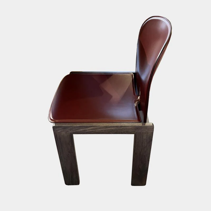 Scarpa 121 Dining Chair - 9CKK Bordeaux leather - des. Afra & Tobia Scarpa - by Cassina x Karakter - Image 4