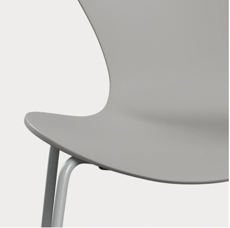 Series 7 Chair des. Arne Jacobsen, 1955 - Nine Grey Laquered / Nine Grey Base - made by Fritz Hansen - Image 4