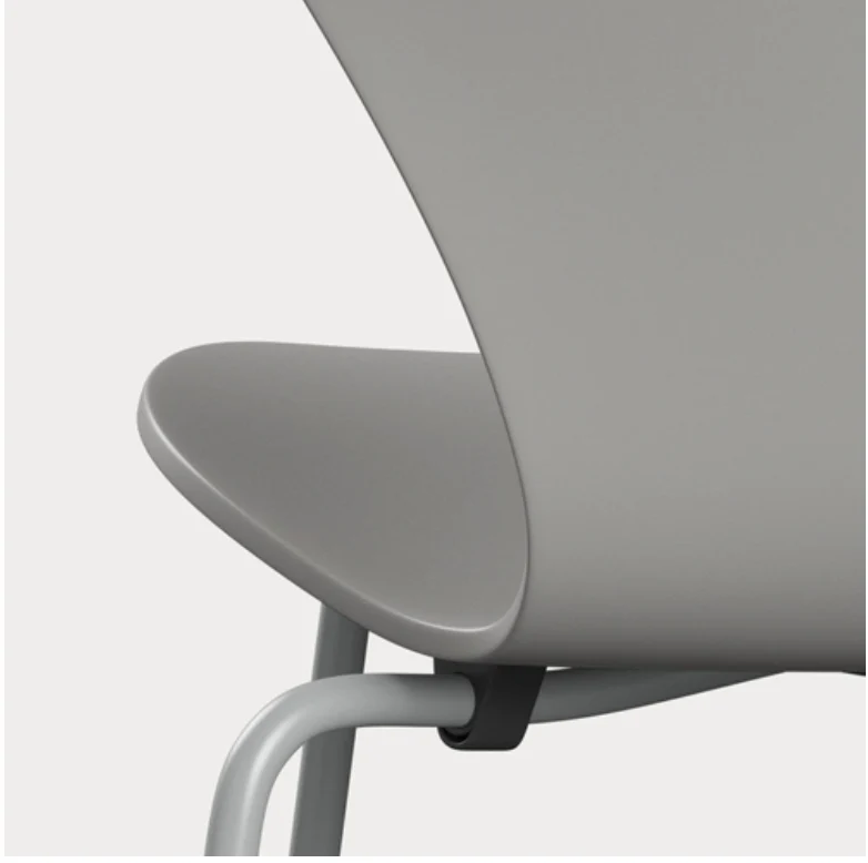 Series 7 Chair des. Arne Jacobsen, 1955 - Nine Grey Laquered / Nine Grey Base - made by Fritz Hansen - Image 5