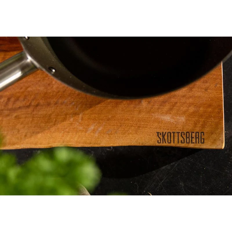 Wood Works Skottsberg Serving Board - 45cm x 35cm - Image 4