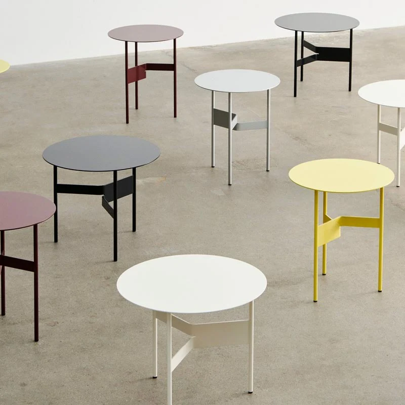 Shim Coffee Table - Low H44 - Black, des. Jonas Trampedach (made by HAY) - Image 3