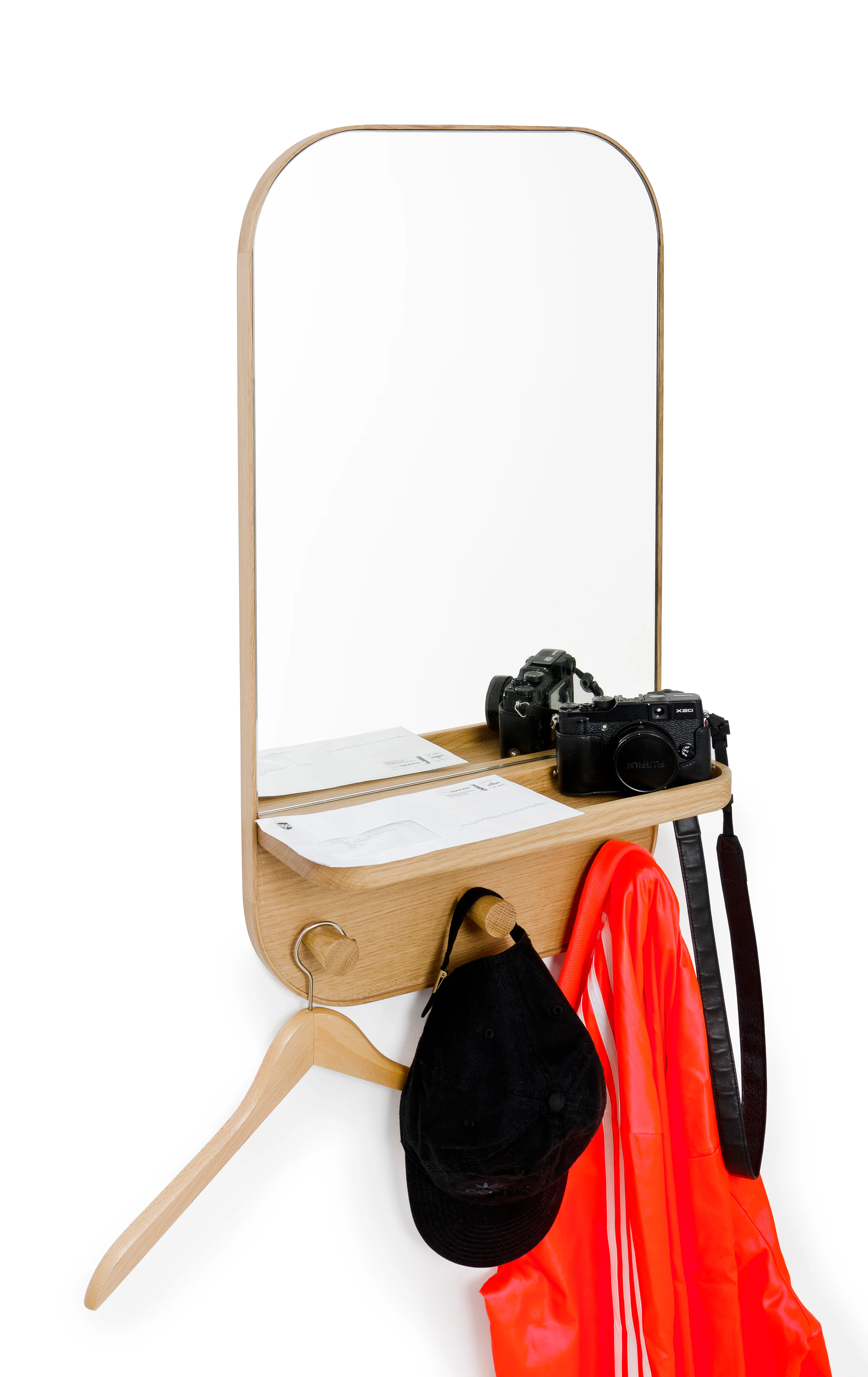 Silent Butler Storage Mirror des. Lincoln Rivers for Wireworks - Image 9