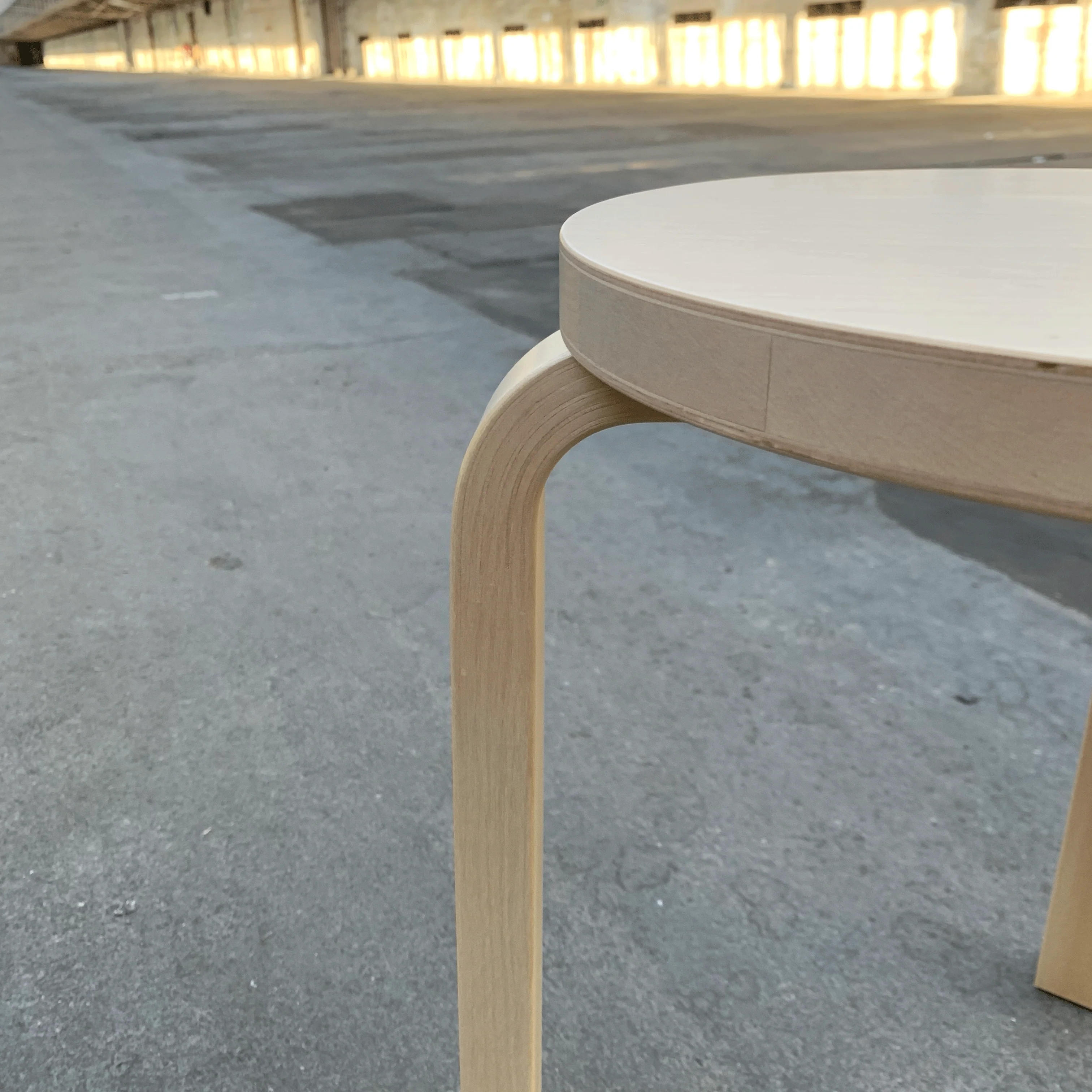 Stool 60 des Alvar Aalto, 1933 (made by Artek) - Image 2