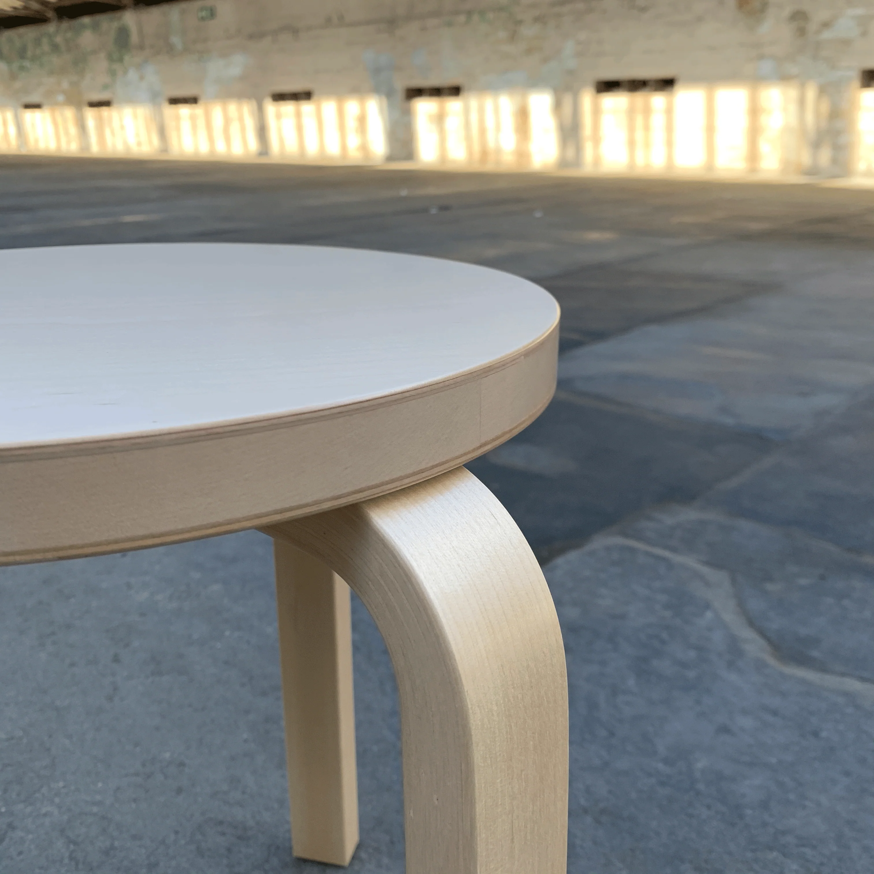 Stool 60 des Alvar Aalto, 1933 (made by Artek) - Image 3
