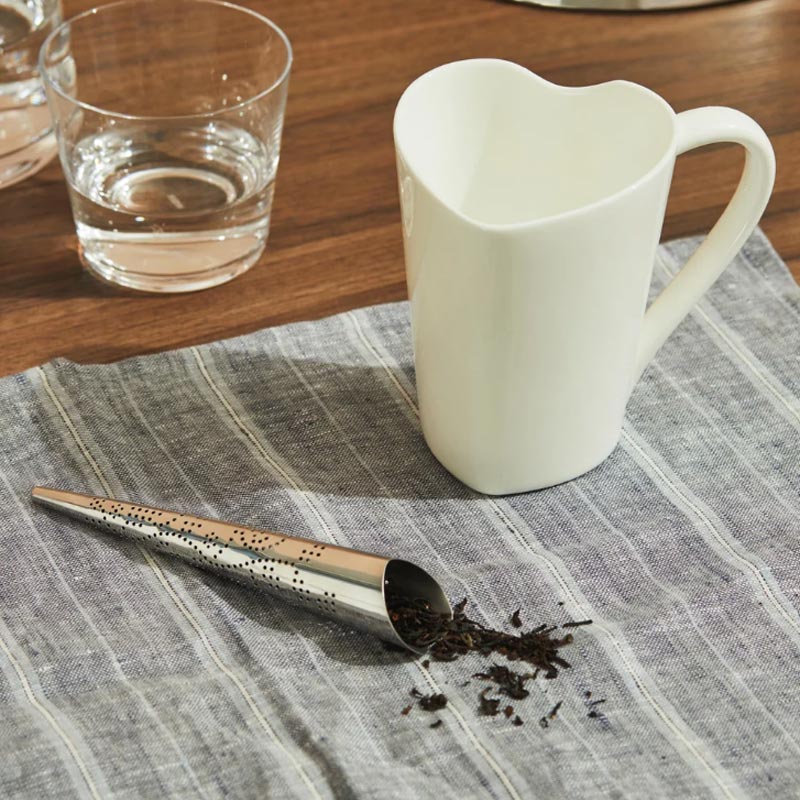 "You" Tea Infuser - des.  Miriam Mirri for Alessi - Image 3