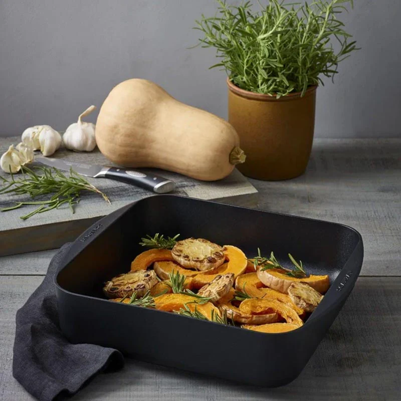 TechnIQ The Square Roasting Pan - 28cm x 28cm / 4.6 L - by Scanpan - Image 3