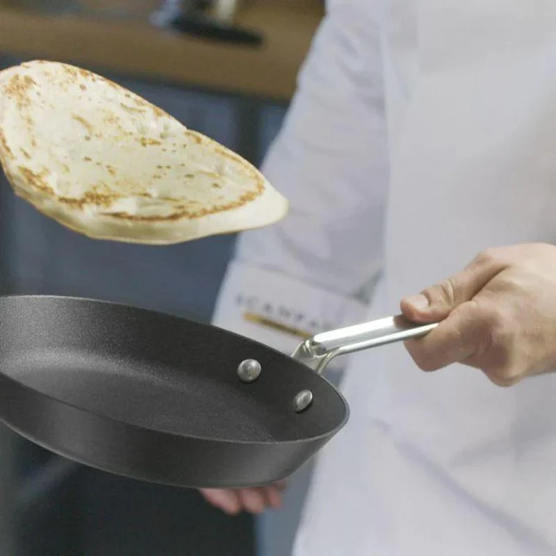 TechnIQ The Modern Skillet - 22cm - by Scanpan - Image 3