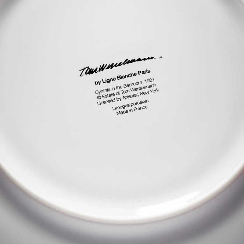 Tom Wesselmann 'Cynthia in the Bedroom' Limoges Porcelain Plate - 21cm - Image 3